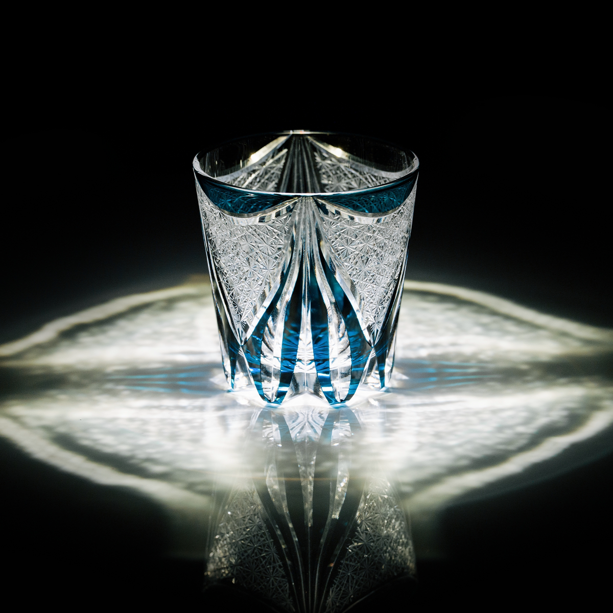 Midnight Current Crystal Glass