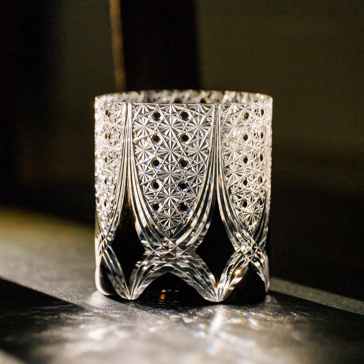 Obsidian Lattice Crystal Glass