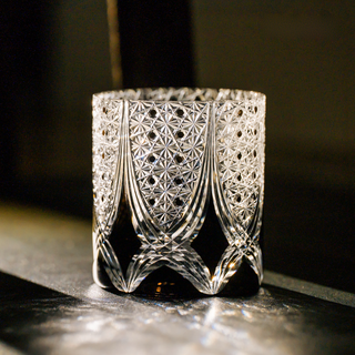 Obsidian Lattice Crystal Glass