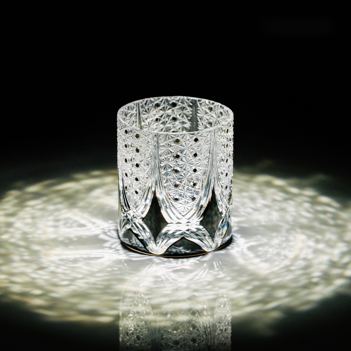 Obsidian Lattice Crystal Glass