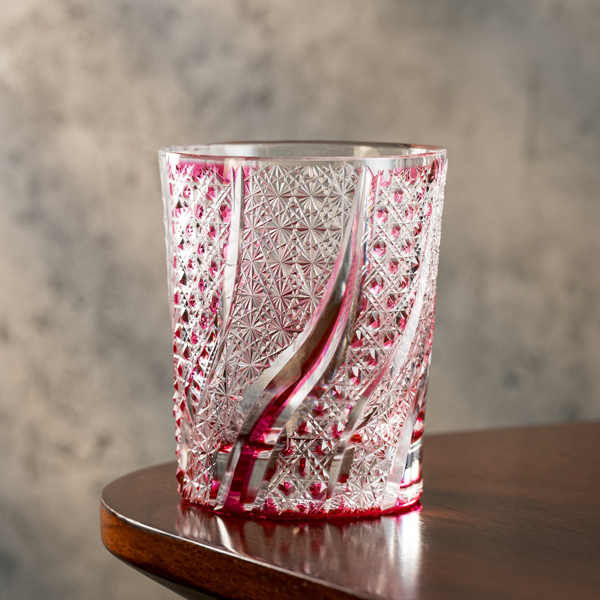 Scarlet Fantail Crystal Glass